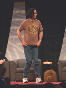 Peter Mayhew Standing